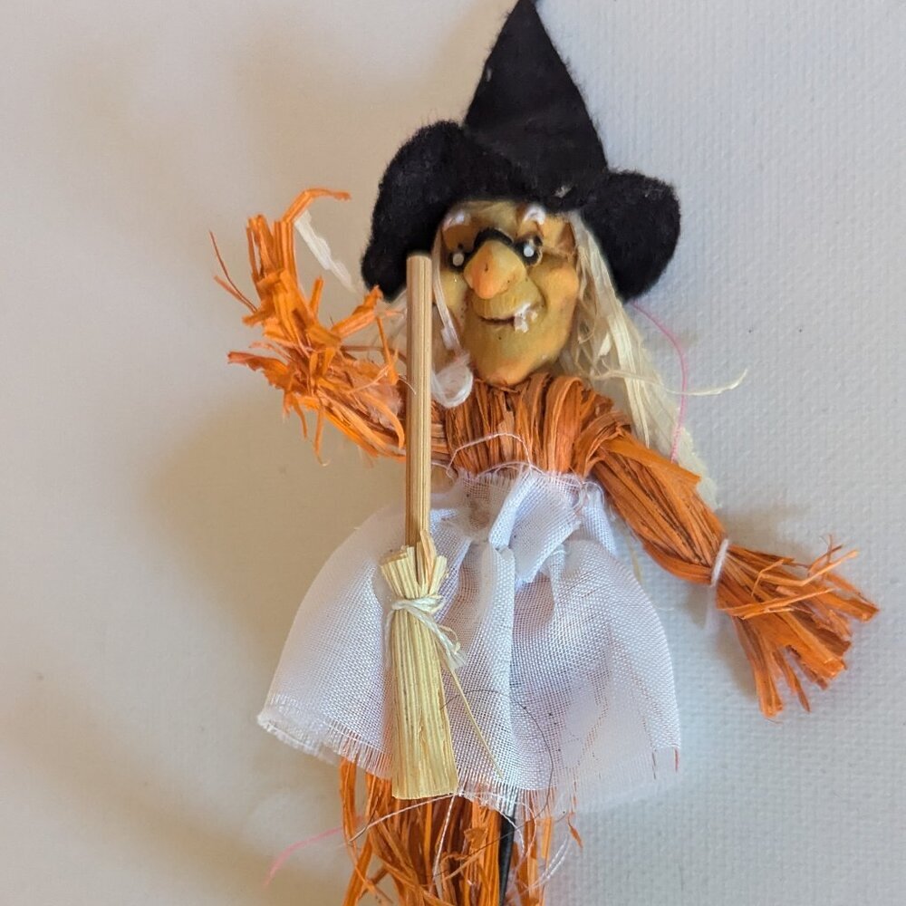 NWT Spooky Witch Orange Straw Halloween Floral Pick Hat Broom Ashland Decoration